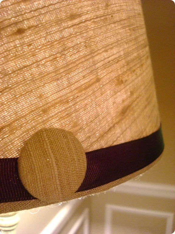 covering lamp shade